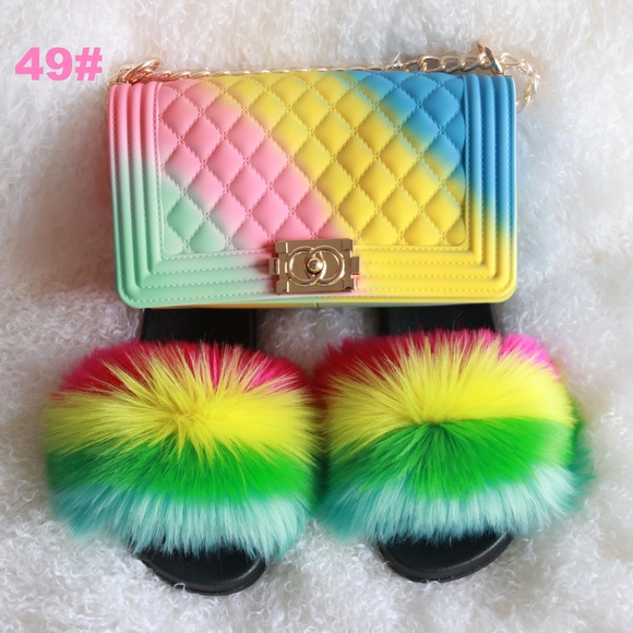 Purse and Fur Slides Set - Picture 12 of 12